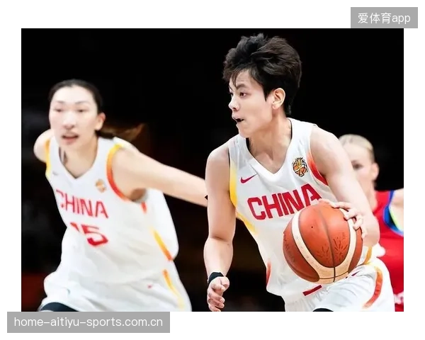 杨舒予一岁去广州：从童年记忆到成长的广州风情